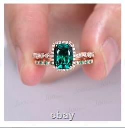 2pcs Green Emerald Ring Set Halo Engagement Ring Moissanite Ring Christmas Gift
