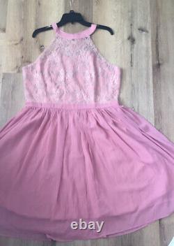 EMERALD Woman's Formal Dress, Size XXL. Pink With A Floral Pattern
