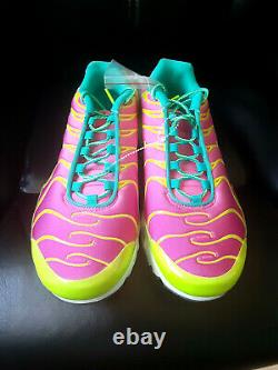 Nike Air Max Plus Volt Green Pink Blast CW5840-700 Boy's 6.5Y /Women's size 8