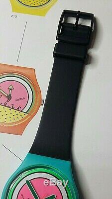 Swatch Keith Haring Breakdance GO 001 PROTOTYPE -hand large green- second pink