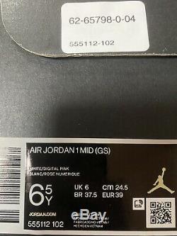 Air Jordan 1 MID Blanc / Numérique Rose / Vert Aurora 555112-102 Taille 6.5y Nouveau