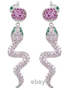 Boucles d'oreilles pendantes à motif de pomme et de serpent, serties de zircon cubique blanc, de rubis rose et d'émeraude verte.