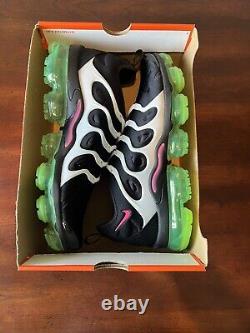 Chaussures Nike Air VaporMax Plus Noir/Vert/Blanc (Taille homme 9,5) DM8121-001