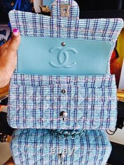 Classique Moyen Chanel Quilted Tweed Flap Bag Bleu, Blanc, Rose, Vert