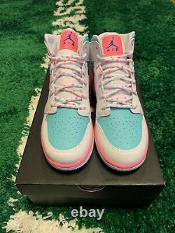 Nike Air Jordan 1 MID White Pink Soar Green Size 5.5y 555112-102 Flambant Neuf