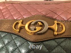 Nwt Gucci Pink/green Laminated Metallic Leather Zumi Crossbody Bag 1790,00 $